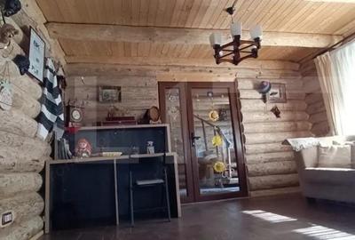 Spațiu comercial, de 270 mp, în Central - 4