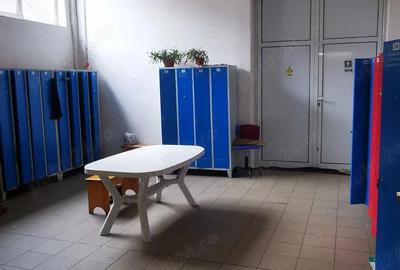 Spațiu comercial, de 1,000 mp, în Central - 8