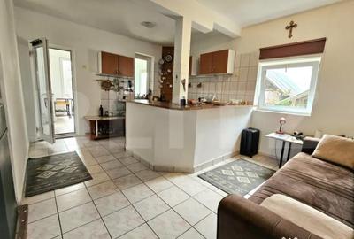 Casă cu 5 camere cu Teren 1000 Mp în Central - 3