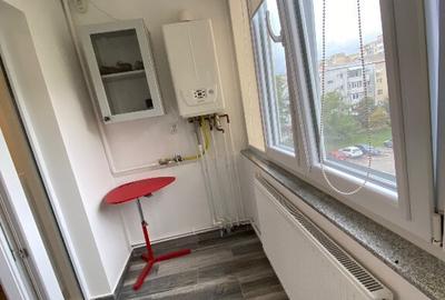 Apartament 2 camere decomandat, renovat - etaj 3/4 zona de sus - 4