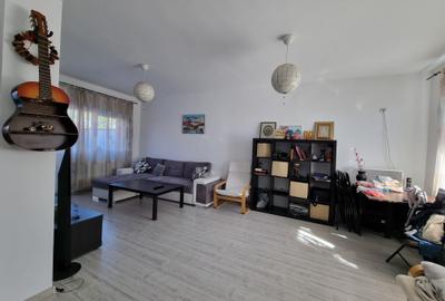 Duplex cu 4 camere cu Canalizare în Central - 14