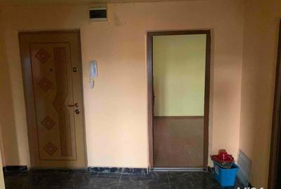 Apartament cu 3 camere decomandat în Mircea-Vodă - 5