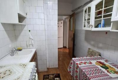 Apartament cu 3 camere semidecomandat în Gară - 3