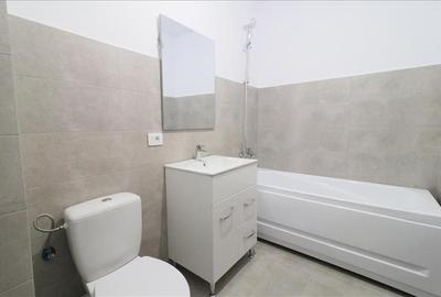 Apartament cu 4 camere decomandat în Păcurari - 16