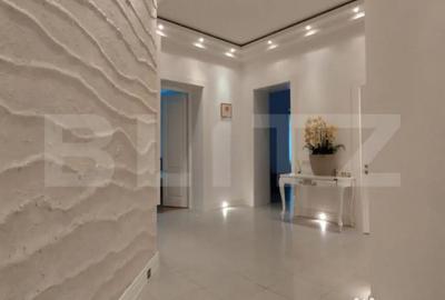 Apartament cu 3 camere decomandat în Neptun - 1