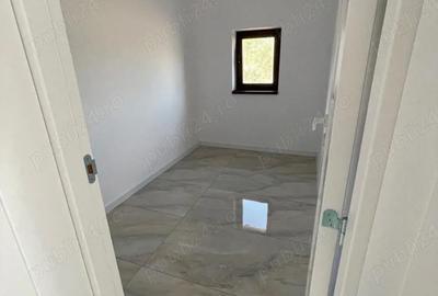 Casă cu 3 camere cu Teren 430 Mp în Diniaș - 4