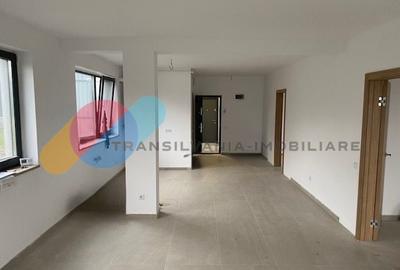 Spațiu comercial, de 80 mp, în Sânnicoară