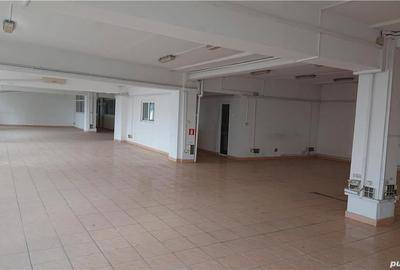 Spațiu comercial, de 1,794 mp, în Central - 7