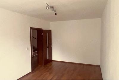 Casă cu 4 camere cu Teren 176 Mp în Șelimbăr - 2