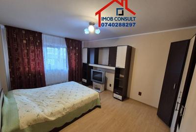 Decomandat, spatios, mobilat si utilat, etajul 1 / CE 1000 - 5