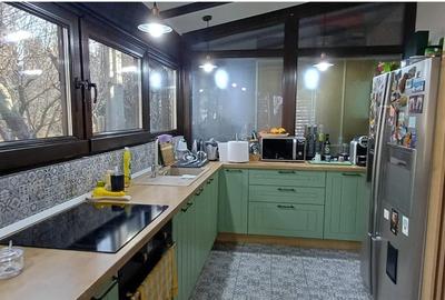 Apartament cu 4 camere semidecomandat, mobilat în Bartolomeu - 8