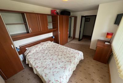 Casă individuală cu 8 camere cu Canalizare în Central - 29