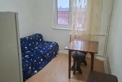 Garsonieră nedecomandată în Central - 2