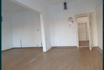 Spa?iu comercial centru Beius 100 mp - 1