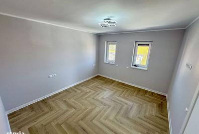 Casă cu 4 camere cu Teren 644 Mp în Șelimbăr