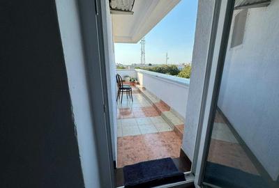 Apartament cu 3 camere semidecomandat în Exterior Vest - 2