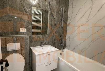 Casă cu 3 camere cu Canalizare în Km 5 - 19