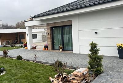 Casă cu 4 camere în Central - 2