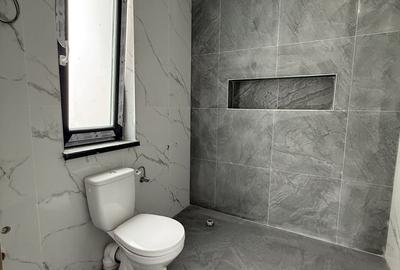 Casă individuală cu 4 camere cu Canalizare în Exterior Nord - 13
