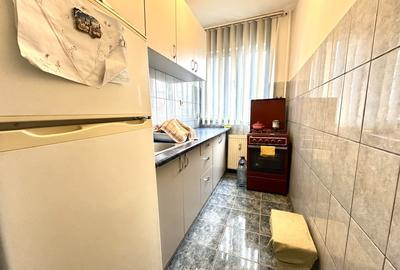 Comision 0% - Apartament spatios, 3 camere, etajul 3 - zona Cetatii - 5