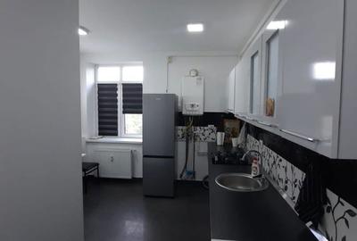 Apartament cu 2 camere decomandat în Central - 1