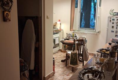 VANZARE AP 2 CAM IN BLOC RUSESC - 12