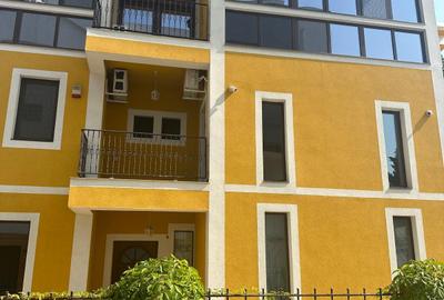 Vila in zona  Pipera 350 mp, teren 400, pretabila activitati educative, birou - 15