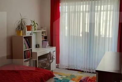 Apartament cu 3 camere decomandat în Simeria - 4