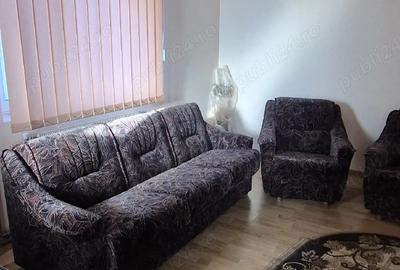 Casă cu Teren 1066 Mp în Doicești - 3