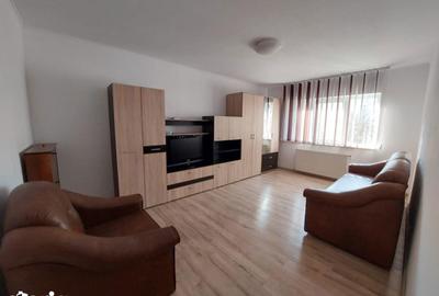 Apartament cu 2 camere decomandat în Central - 8