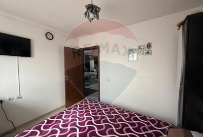 Apartament cu 3 camere semidecomandat, mobilat în Lăpuș - 2