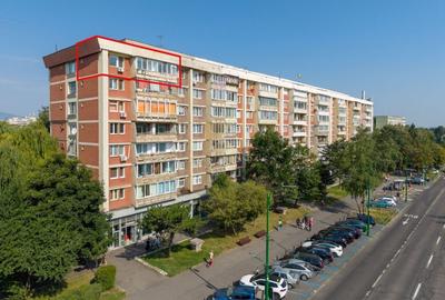Apartament cu 3 camere semidecomandat în Gării