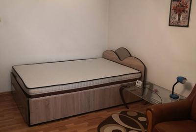 Garsonieră semidecomandată în Central