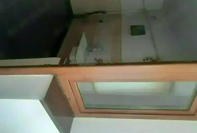 Garsonieră decomandată în Barieră - 9