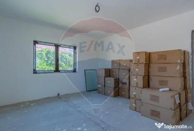 Casă cu 4 camere cu Teren 1642 Mp în Hoghiz - 7