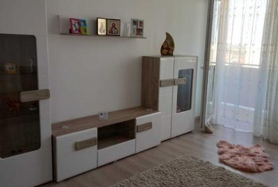 Apartament cu 2 camere decomandat în Dacia