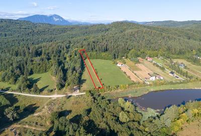 Teren intravilan 3300mp- Vulcan Brasov langa Lac si padure - zona turistica - 3