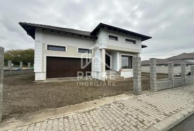 Casă cu 5 camere cu Teren 710 Mp în Ciugud - 1