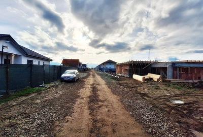 Vând teren comuna Cristian jud Brașov 714 metri patrați preț 78.000 E - 7