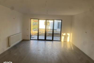 Casă cu 4 camere cu Teren 120 Mp în Central - 8