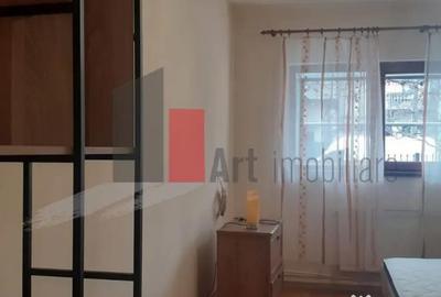 Casă cu 3 camere cu Teren 200 Mp în 1 Mai - 2