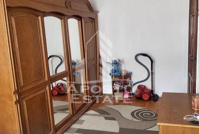 Apartament cu 2 camere, etajul 3, zona Girocului - 2