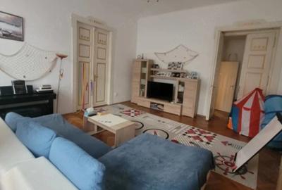 Apartament cu 4 camere semidecomandat în P-ța Maria - 2