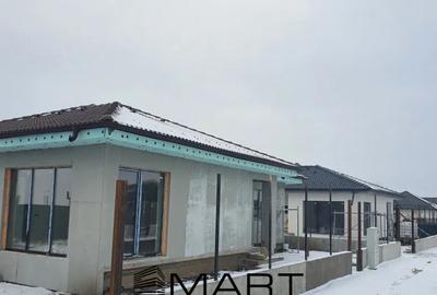 Casă cu 4 camere cu Teren 405 Mp în Sânpetru - 2