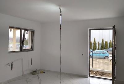 Casă cu 3 camere decomandat în Cornu - 4