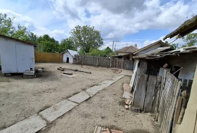 Casă cu 3 camere cu Canalizare în Săveni - 16