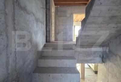 Casă cu 7 camere cu Teren 500 Mp în Central - 6