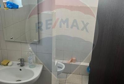 Spațiu industrial, de 300 mp, în Central - 8