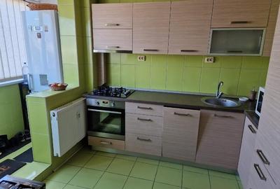 Sect 1, apartament 2 camere Calea Grivitei 232 , piataChibrit,metrou 1Mai,RAR - 14