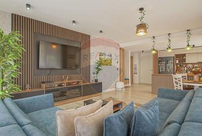 Apartament cu 4 camere decomandat, mobilat în Tractorul - 1